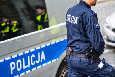 Мужчине в Польше грозит до трех лет тюремного заключения за оскорбление полицейского в интернете