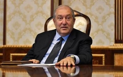 Недвижимость в Великобритании и Франции и компании по всему миру экс-президента Армении оформлены на родственников